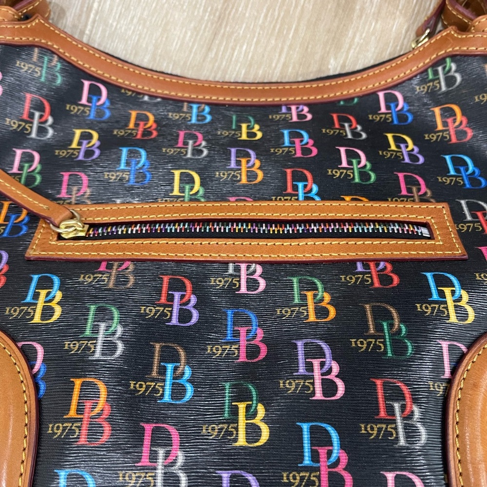 Dooney & Bourke Black Multicolor Logo Shoulder Bag - Picture 2 of 16